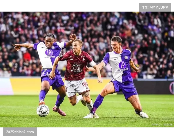 赫罗纳赛前加练定位球攻防，米歇尔强调细节决定成败